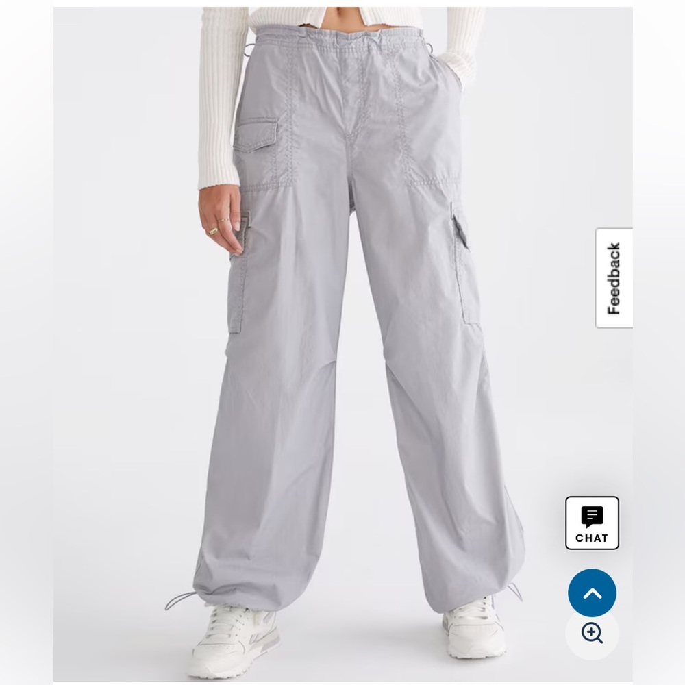 Aeropostale Light Gray Wide-Leg Cargo Pants